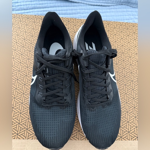 Nike Air Zoom Pegasus 39 Men’s Size 10.5 Black - Picture 3 of 5